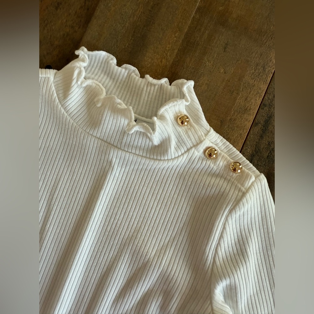 Janie & Jack - RIBBED RUFFLE TRIM TURTLENECK - Color: Jet Ivory - Size: 4 - Picture 2 of 4